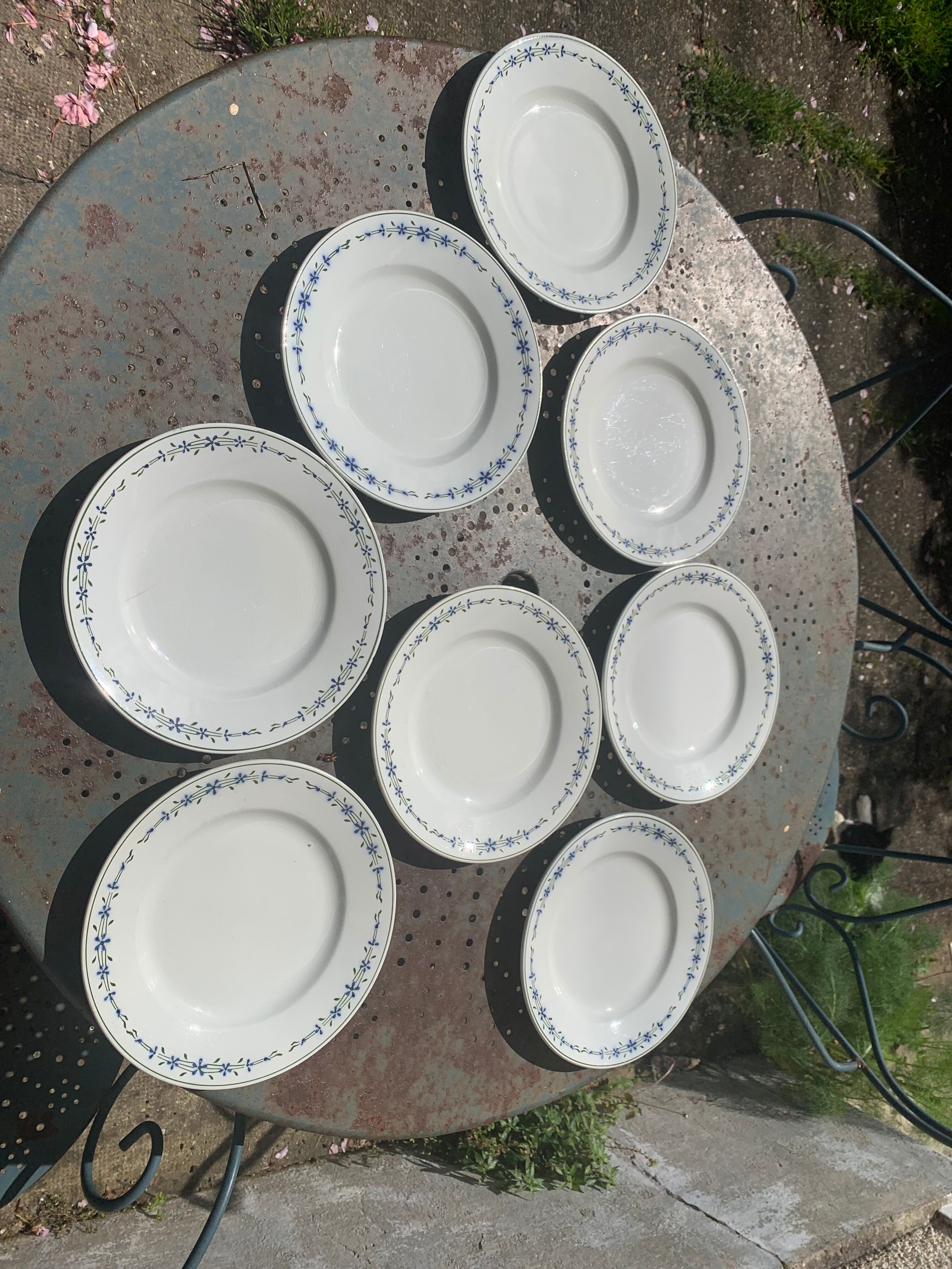 8 flat plates with blue flower pattern earthenware niderviller moselle france art deco