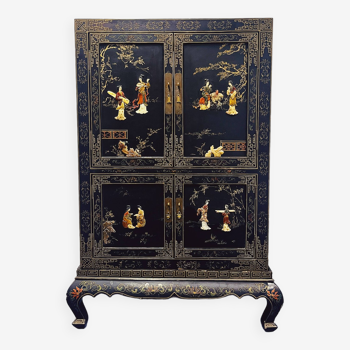Cabinet chinois