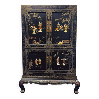 Cabinet chinois