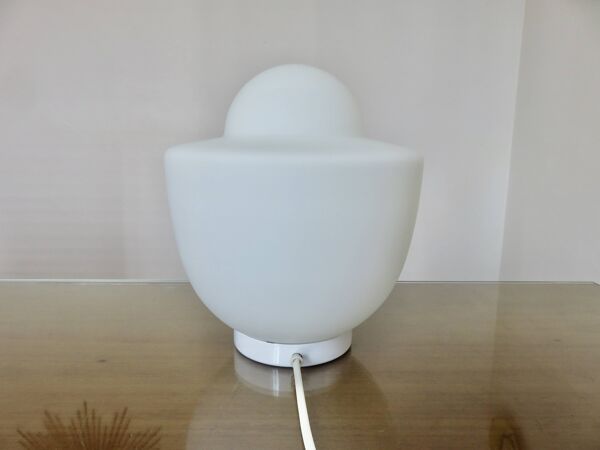 Lampe Italienne en opaline blanche, années 70