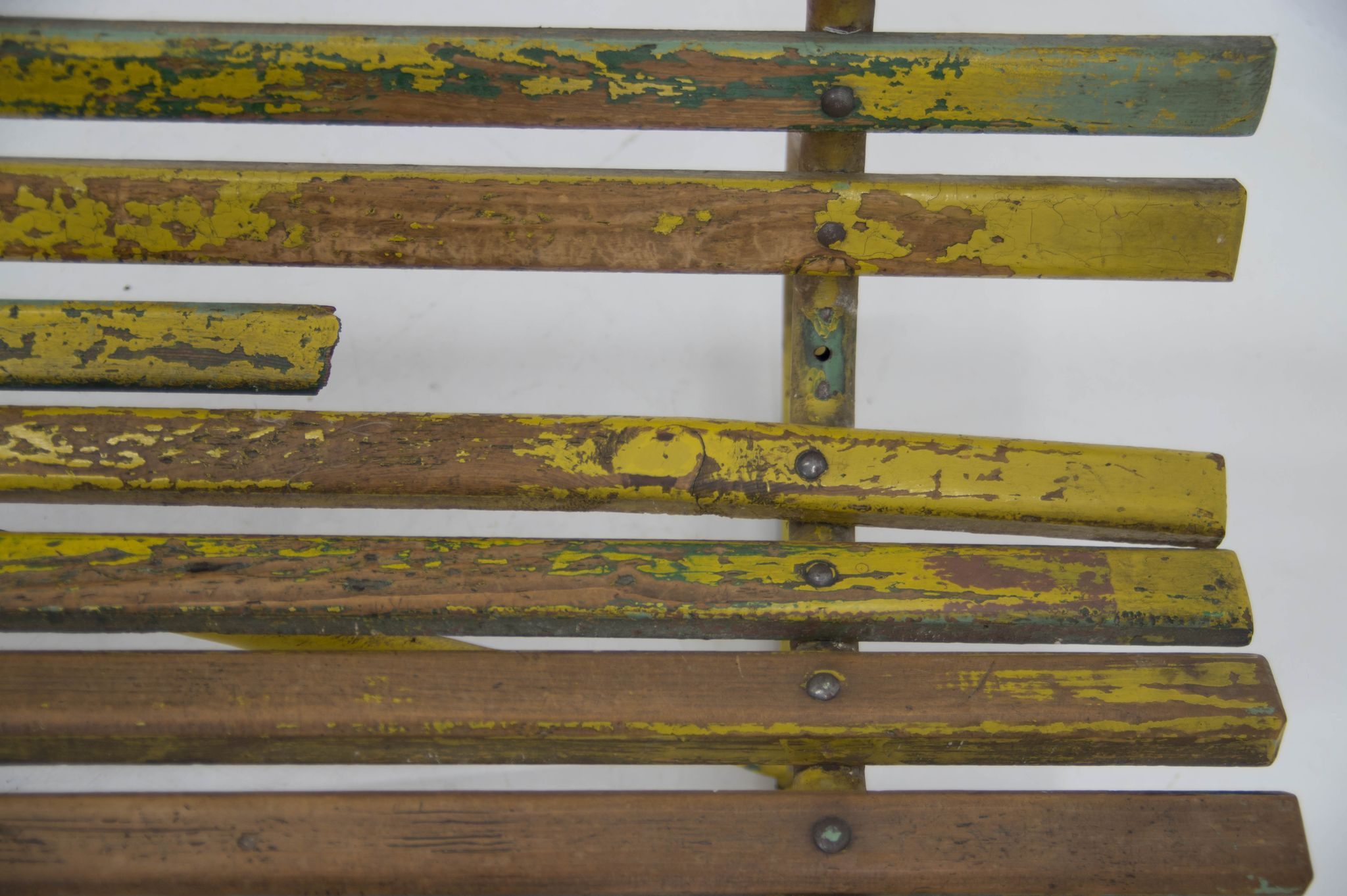 Banc vintage en bois et fer, années 1930