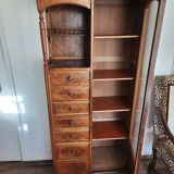 Meuble ancien vitré avec de nombreux tiroirs