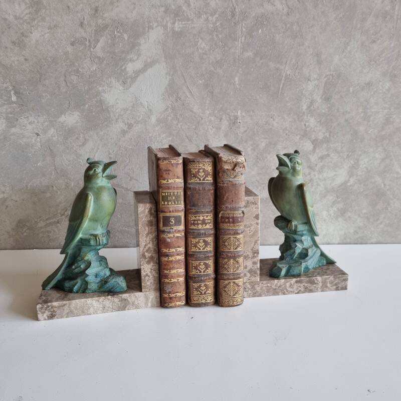 Bookends