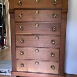 Armoire à tiroirs à linge