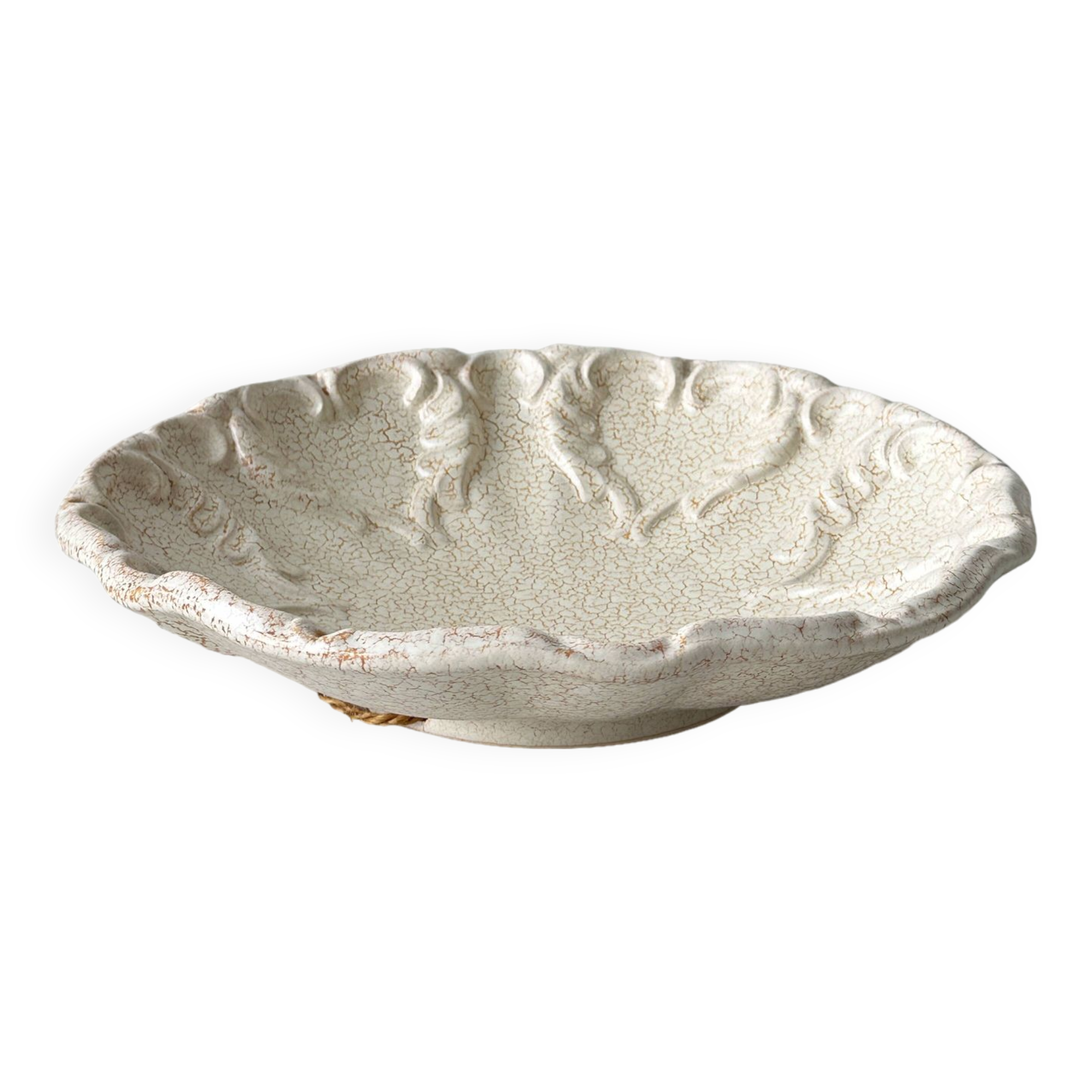 Decorative fluted cracked terracotta dish plate