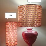 Duo lamp with raspberry ceramic base and vintage print lampshade