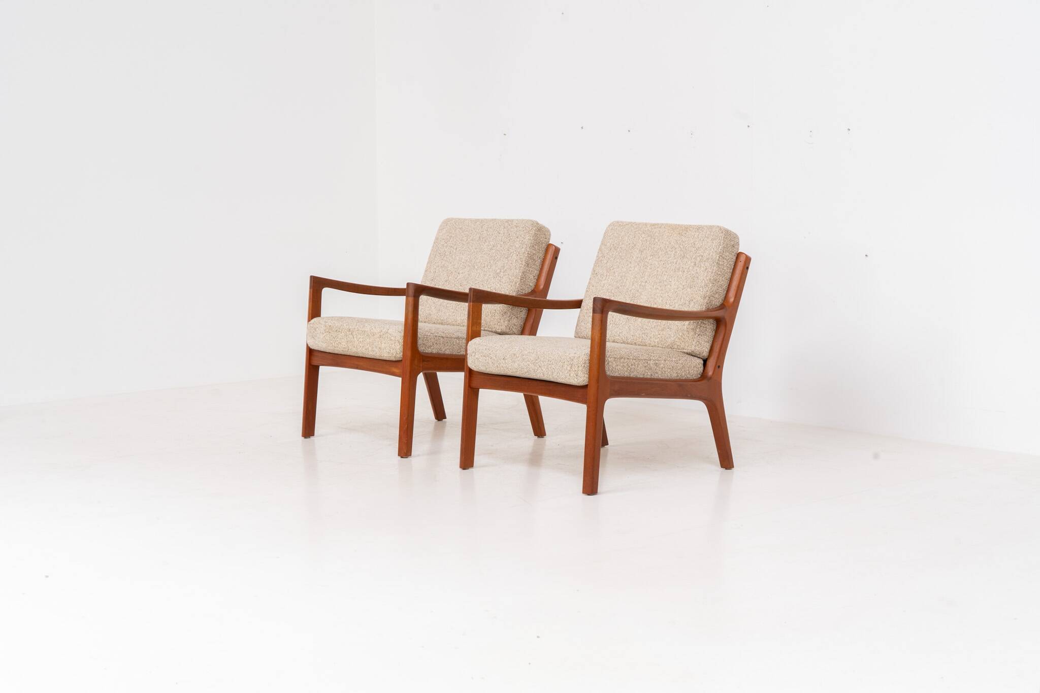 Pair of “Senator” easy chairs by Ole Wanscher for France & Son