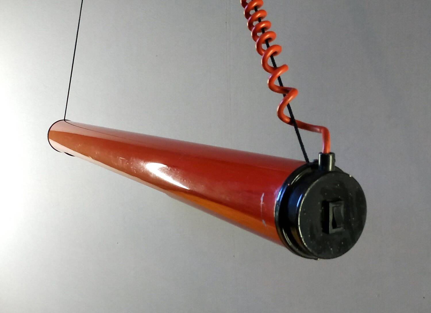 Red neon tube