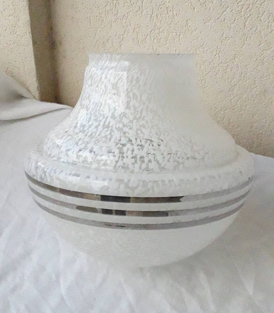Abat-jour en verre moucheté