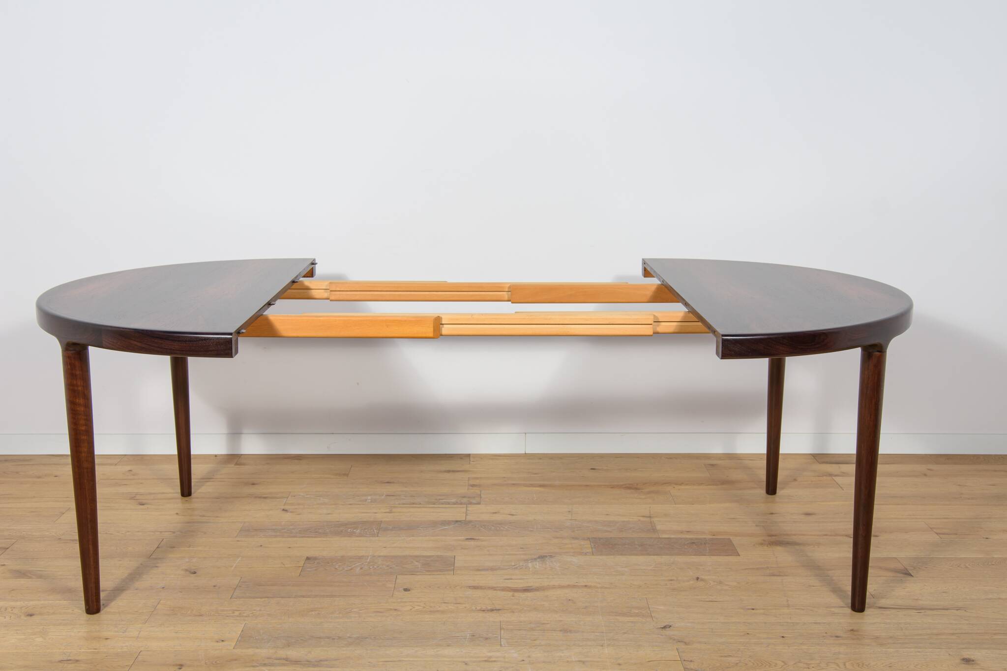 Mid-Century Round Rosewood Extendable Dining Table, Denmark, 1960s