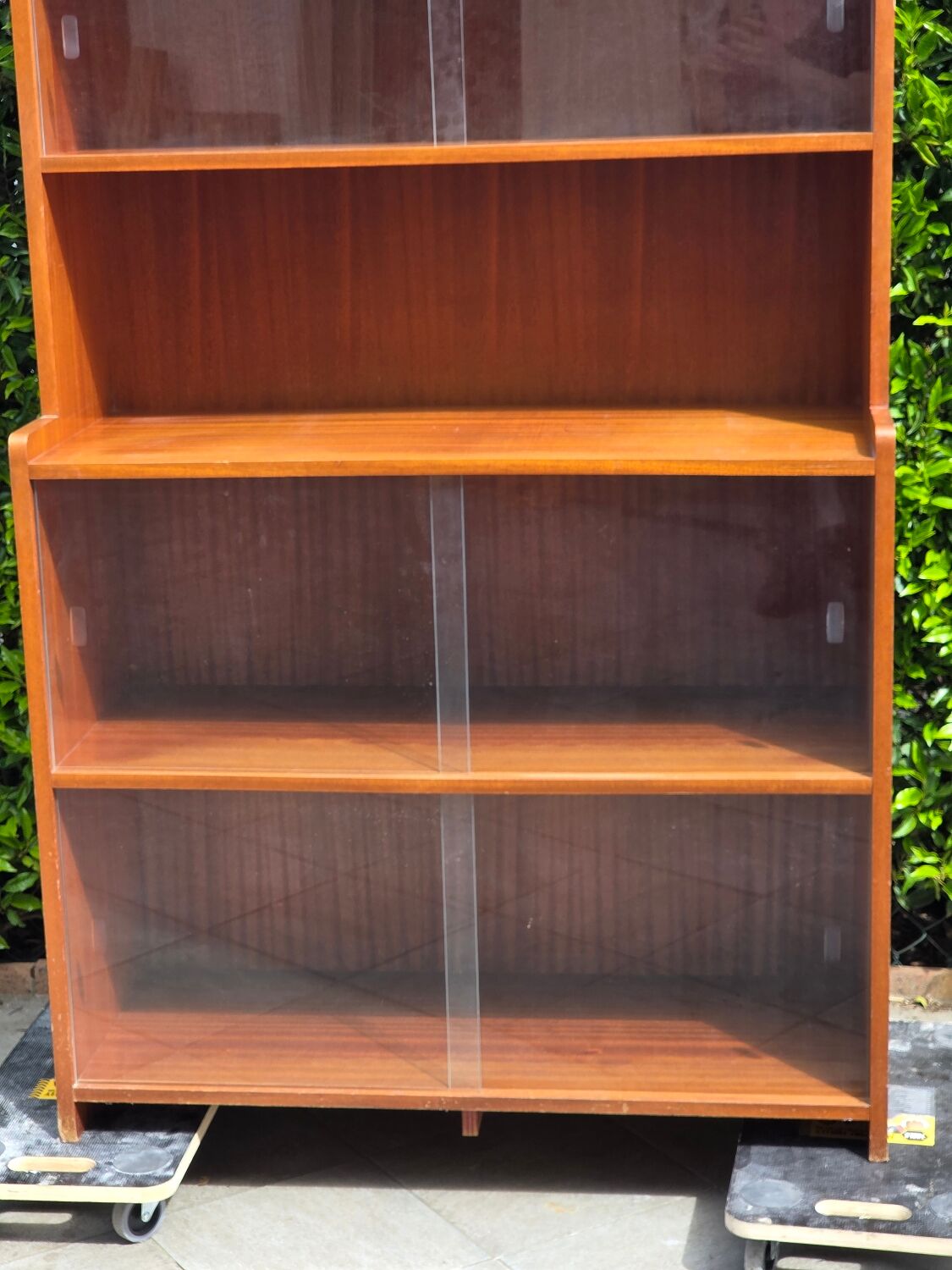 Display cabinet/bookcase