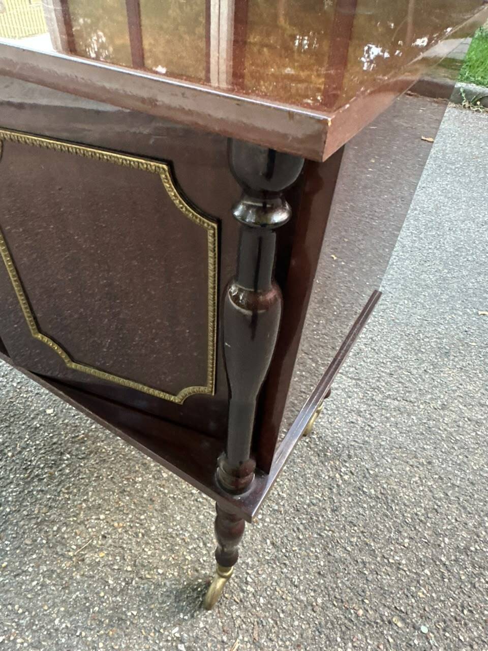Vintage mahogany & gold rolling accent table (TV / bar / hi-fi furniture)
