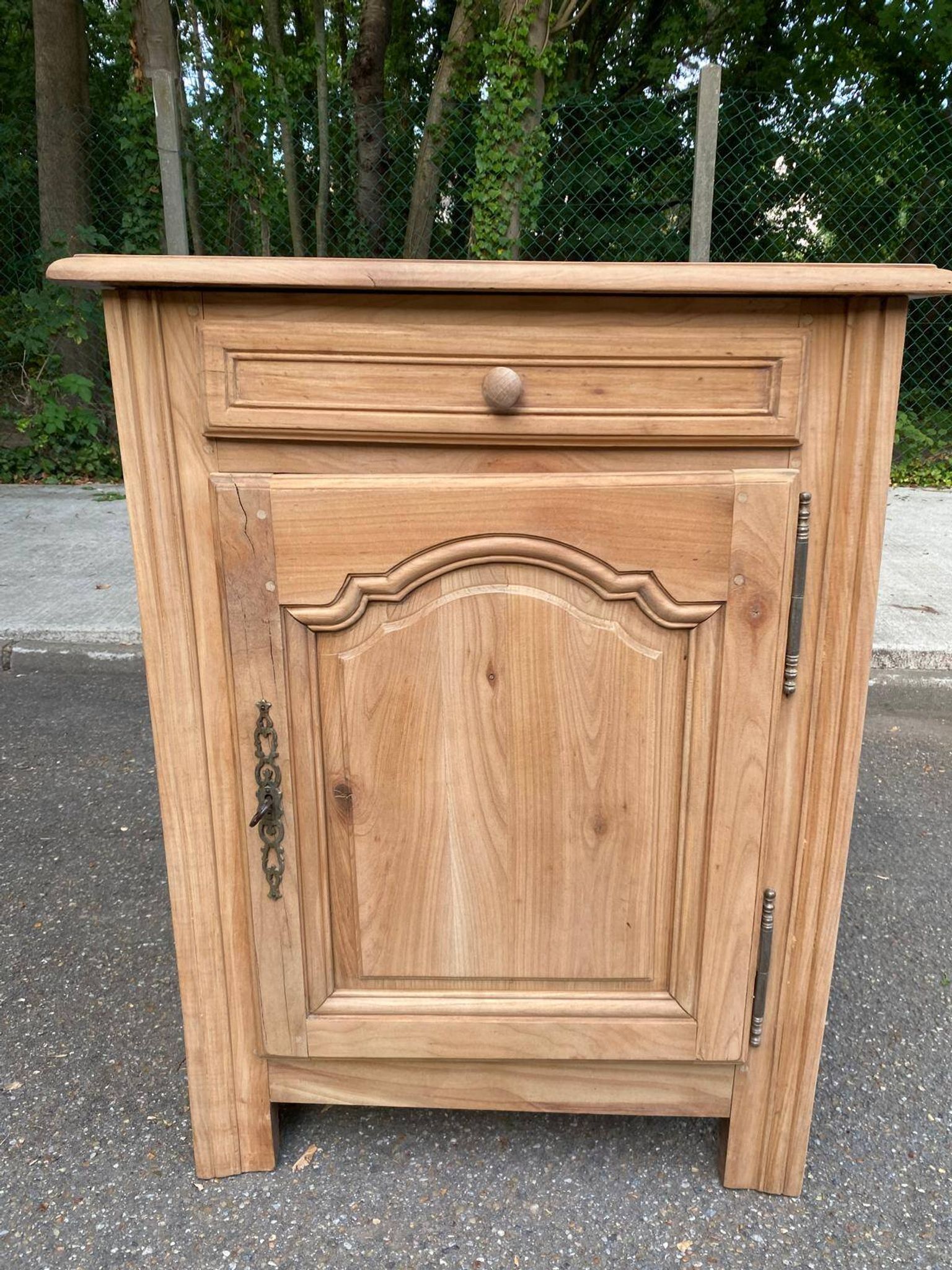 Louis-Philippe confiturier buffet from the 19th century, renovated in raw solid cherry wood.