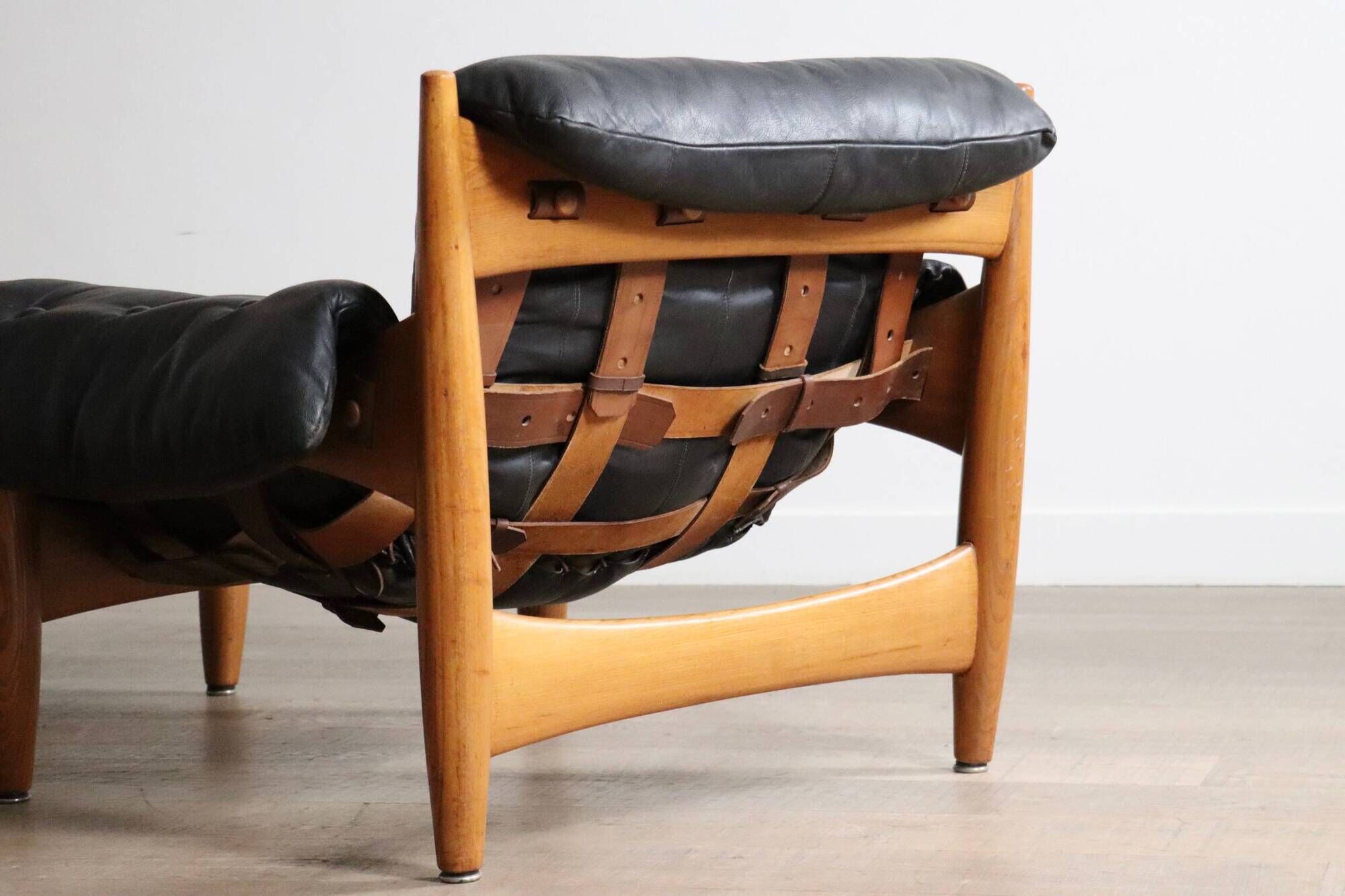 Sheriff Lounge Chair with ottoman by Sergio Rodrigues for Isa Bergamo 1960s