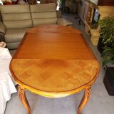 Table ronde extensible style Louis XV avec ses 2 rallonges