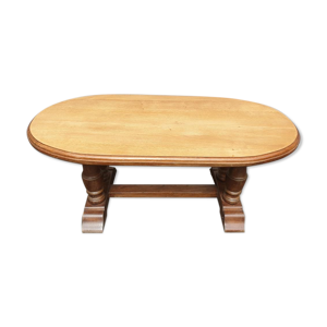Table basse gothique