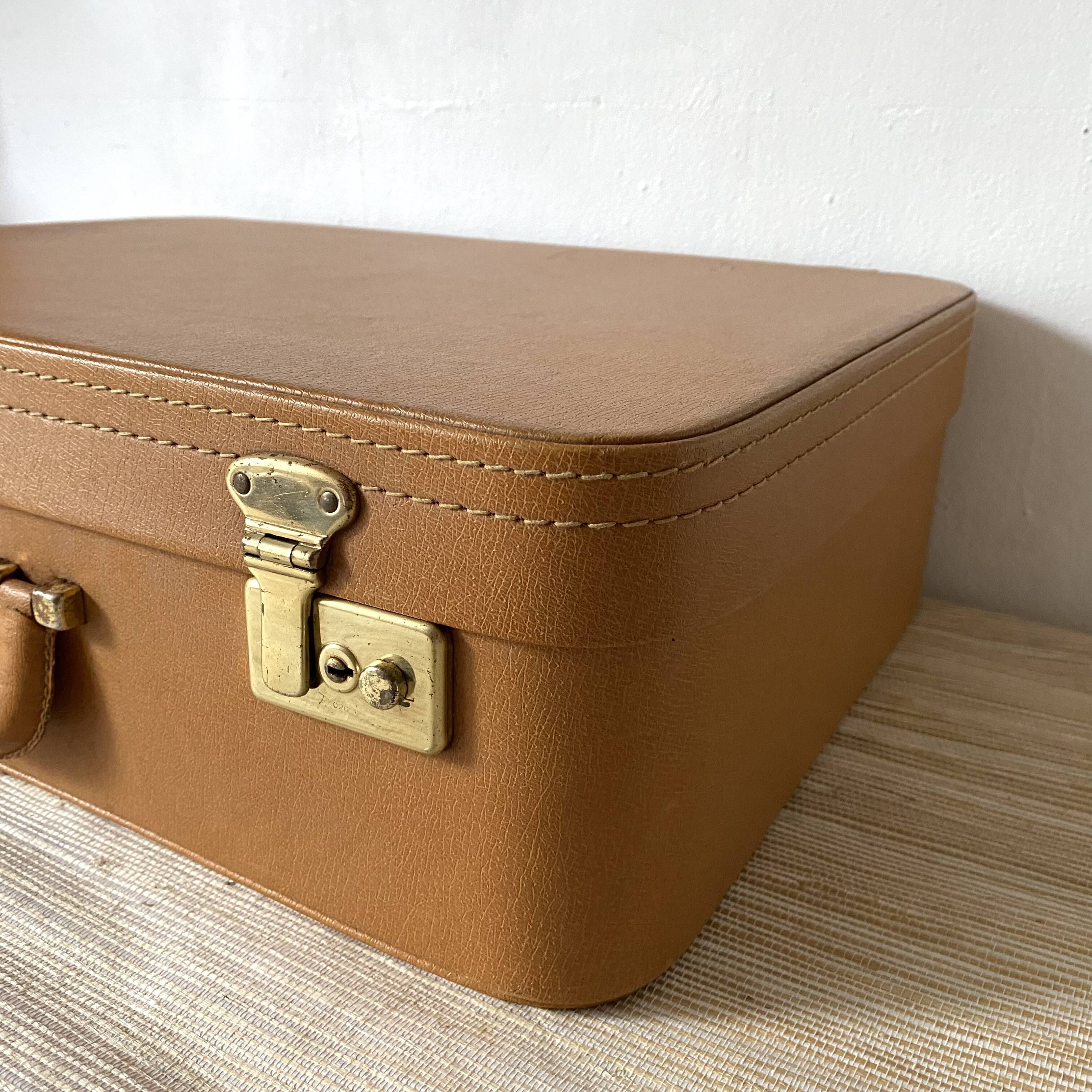 Valise vintage semi rigide 40X55