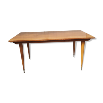 Table feet compass