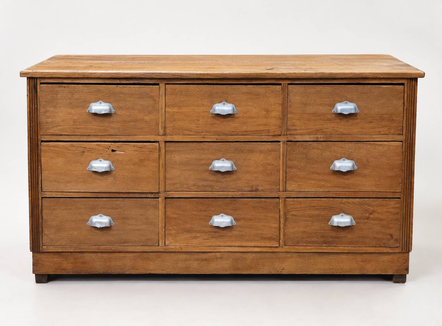 Antique workshop furniture with 9 solid wood drawers.