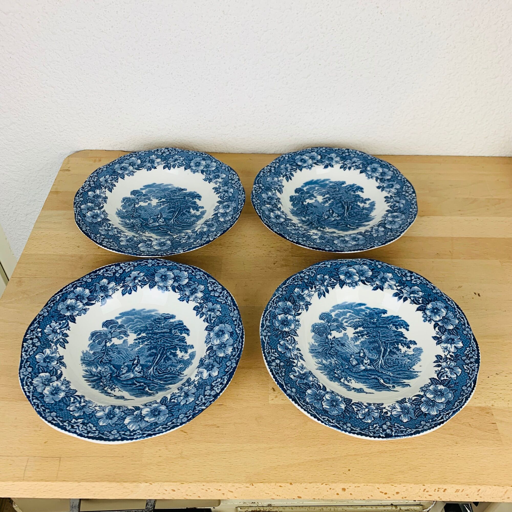 4 Woodland Wedgwood English blue hollow plates