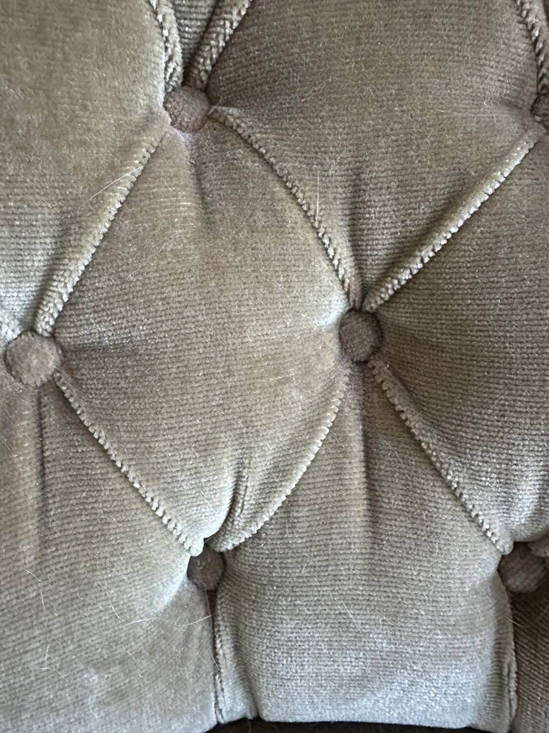 Fauteuil crapaud en velours