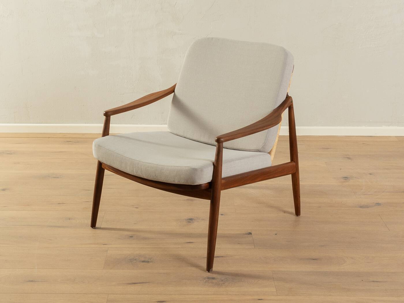 Exclusive furniture suite