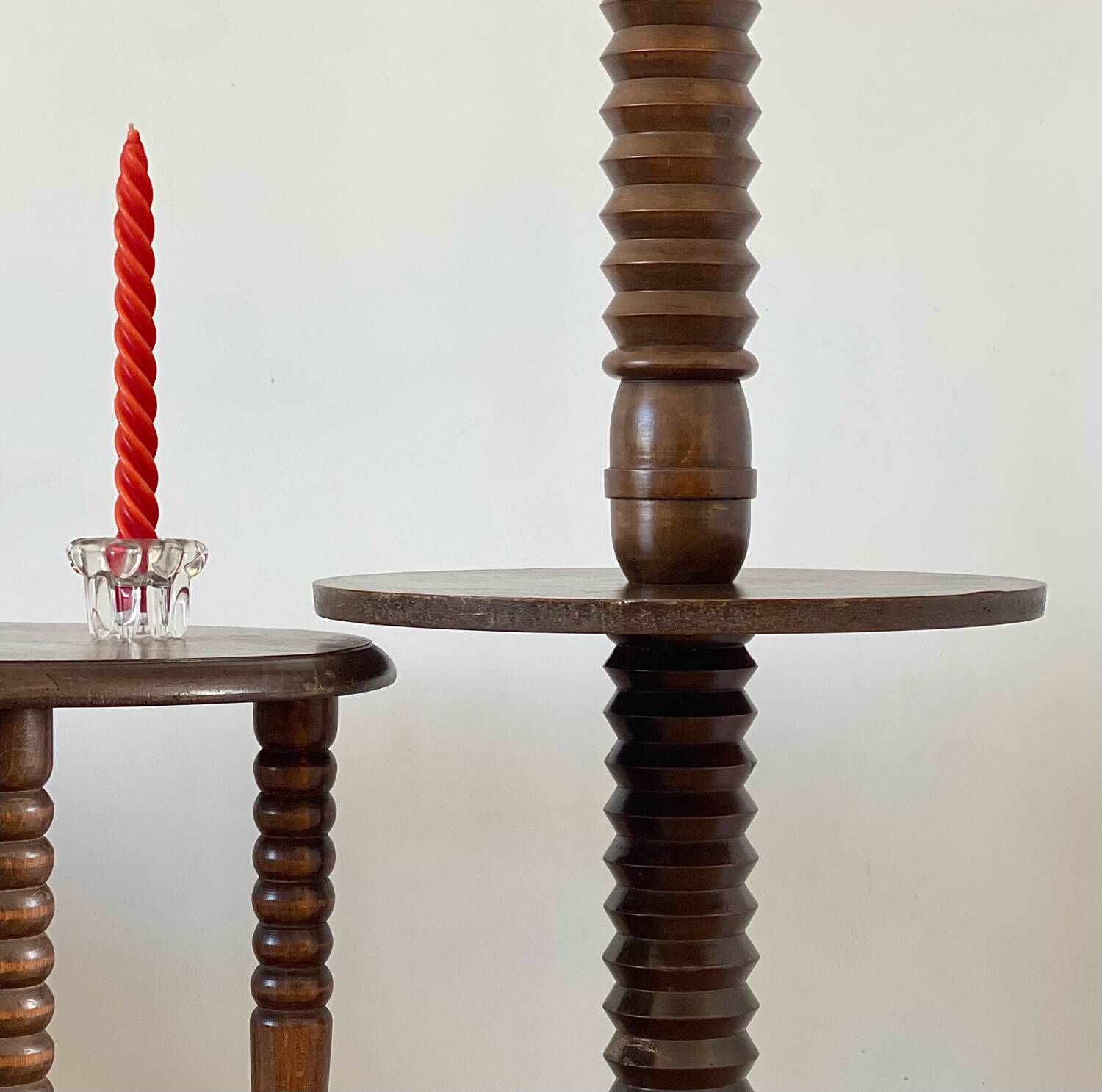 Guéridon en chêne spiralé
