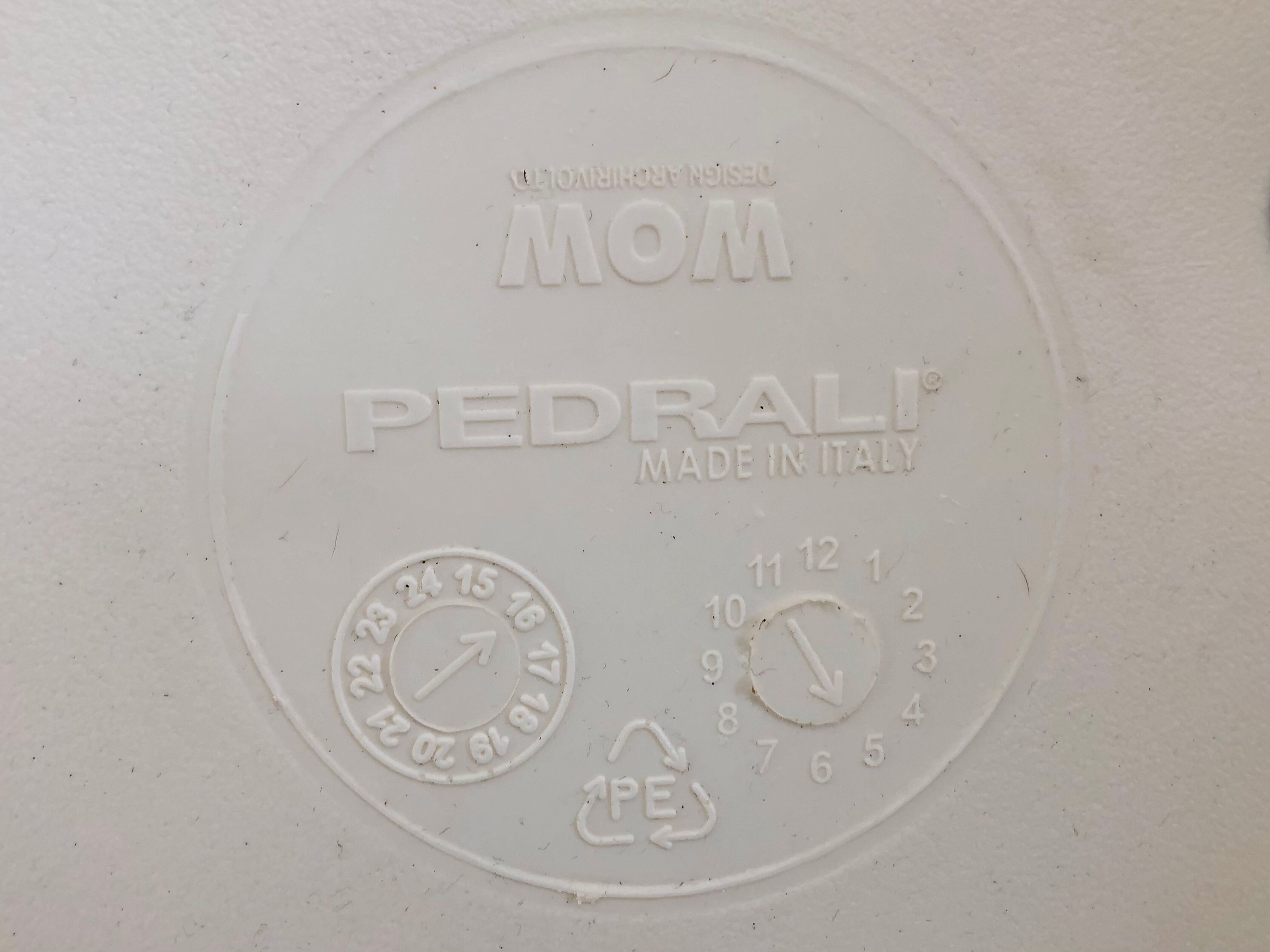 Pedrali WoW design design Claudio Dondoli coffee table - Marco Pocci Polyethylene white