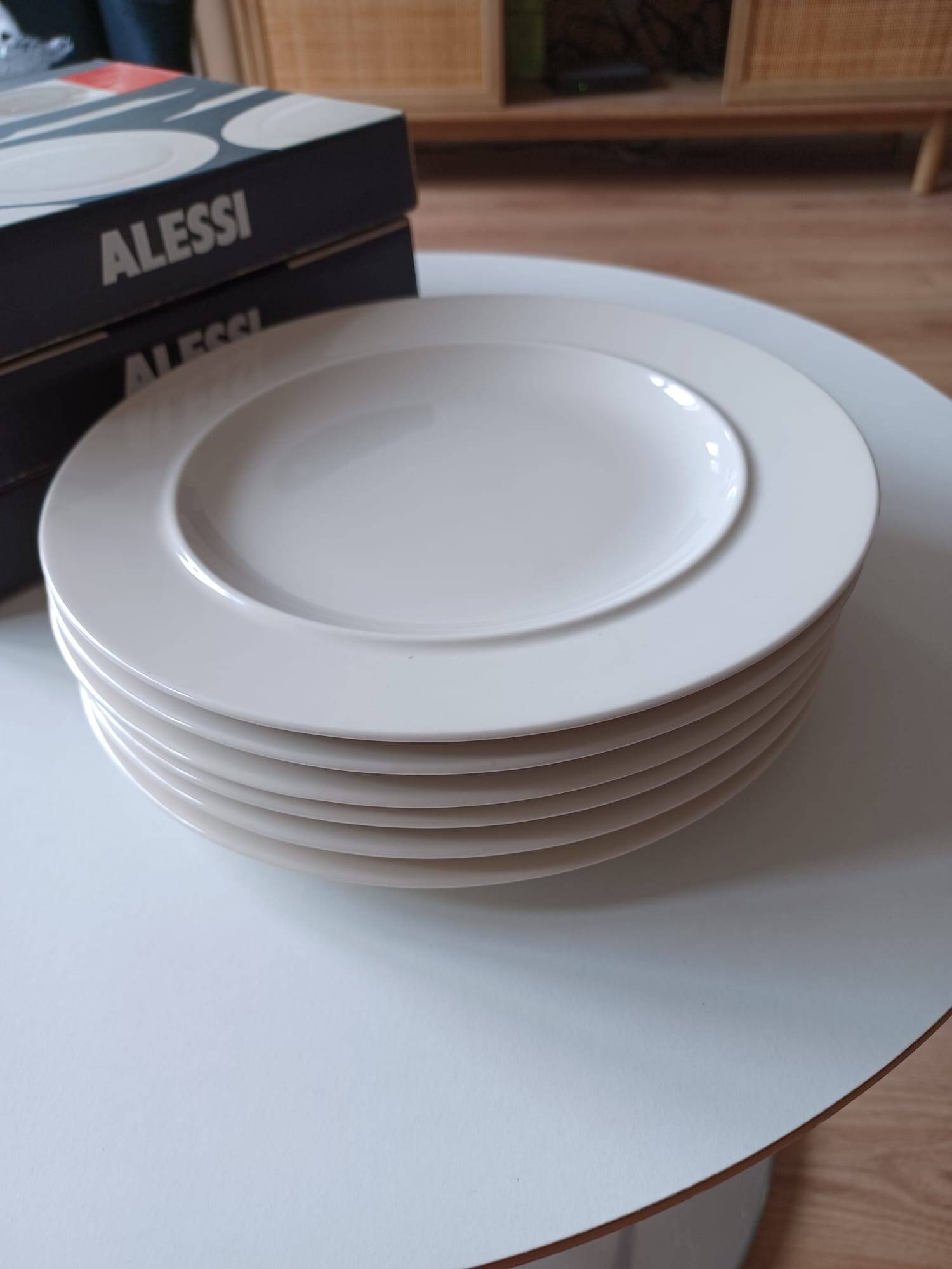 Plate sottsass alessi