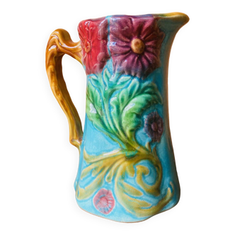 Old Five slip pitcher from Lille