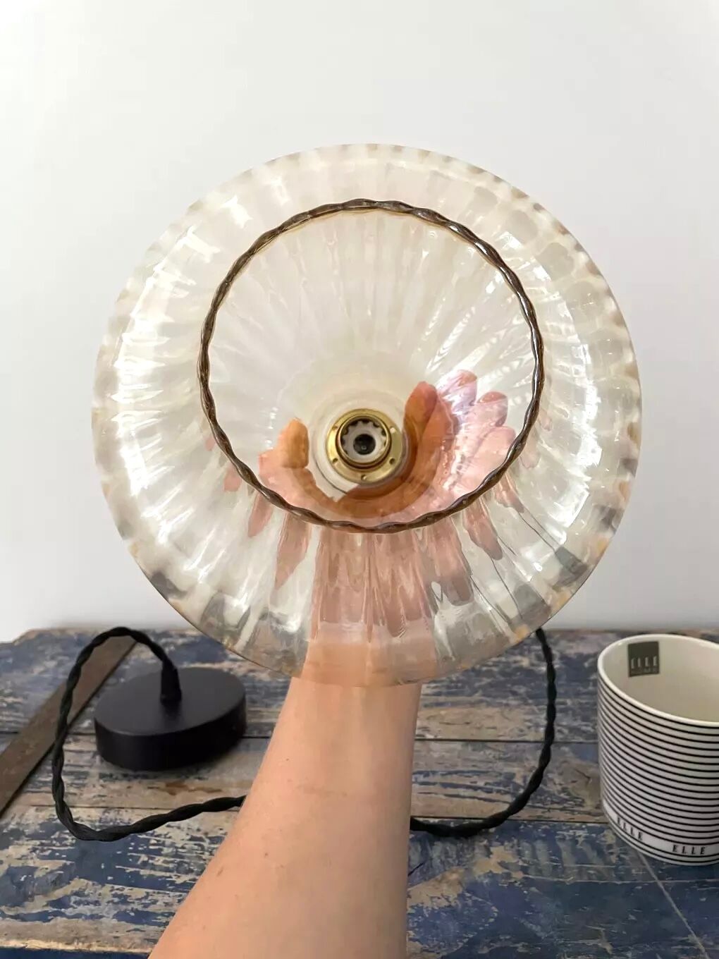 Vintage suspension lamp in gold glass