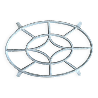 Aluminum trivet from the 50s