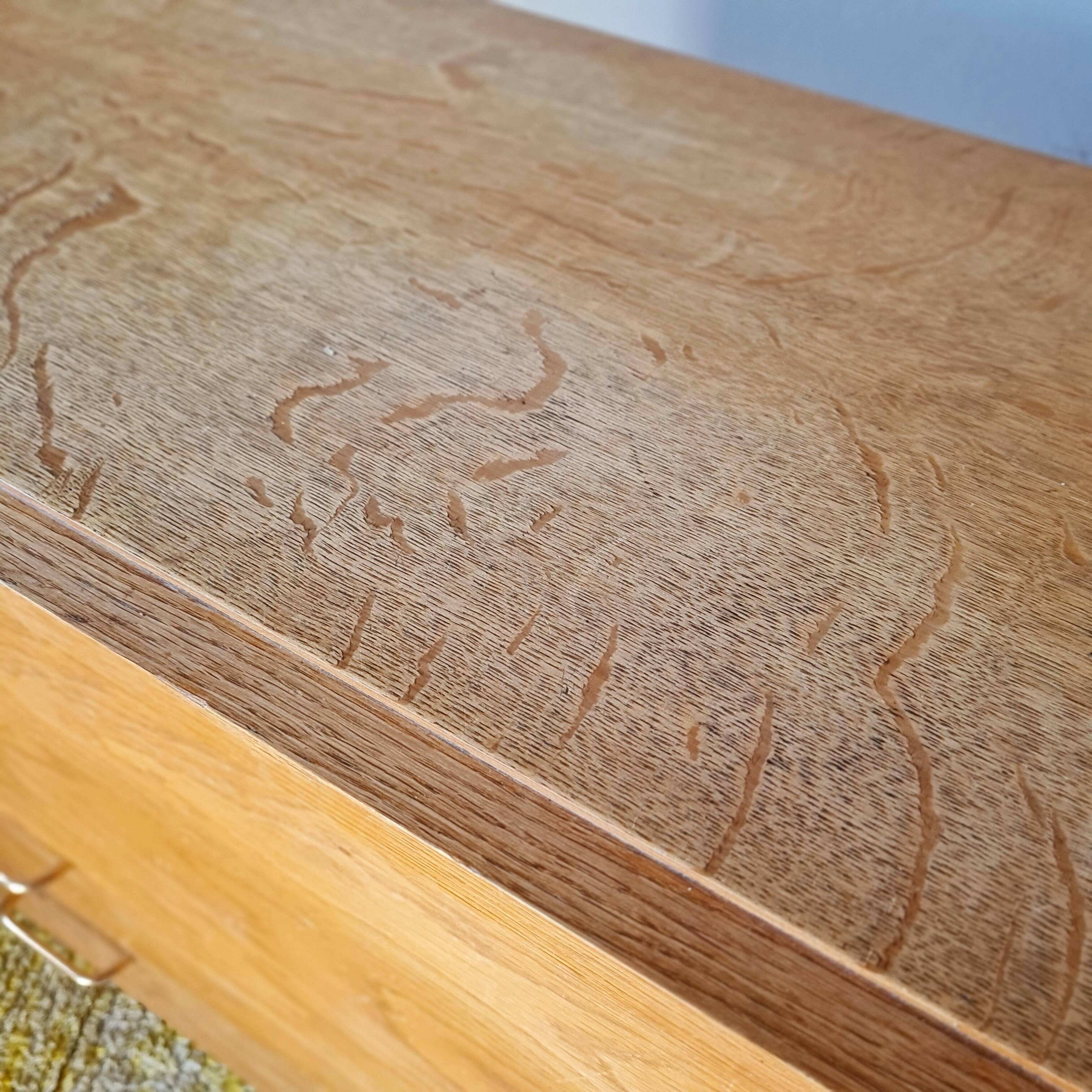 Commode Vintage Années 60 en Chêne – 4 Tiroirs Pieds compas
