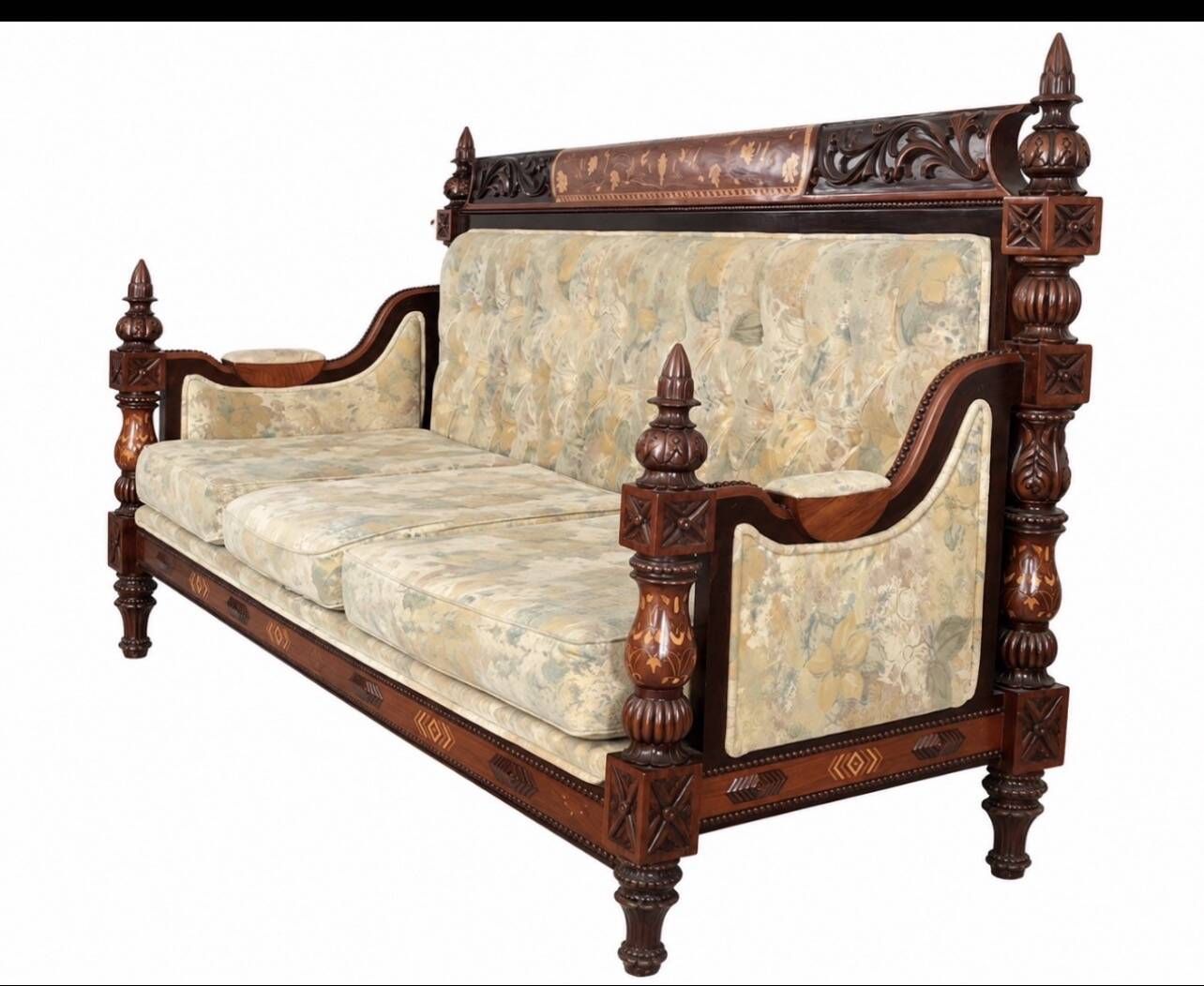 Three-seater canapé made of hand-carved Sheesham wood - Chiniot, Pakistan