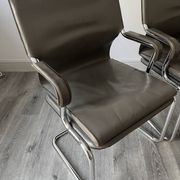 Set of 6 Uno chairs in grey leather on tubular chrome cantilevered frames