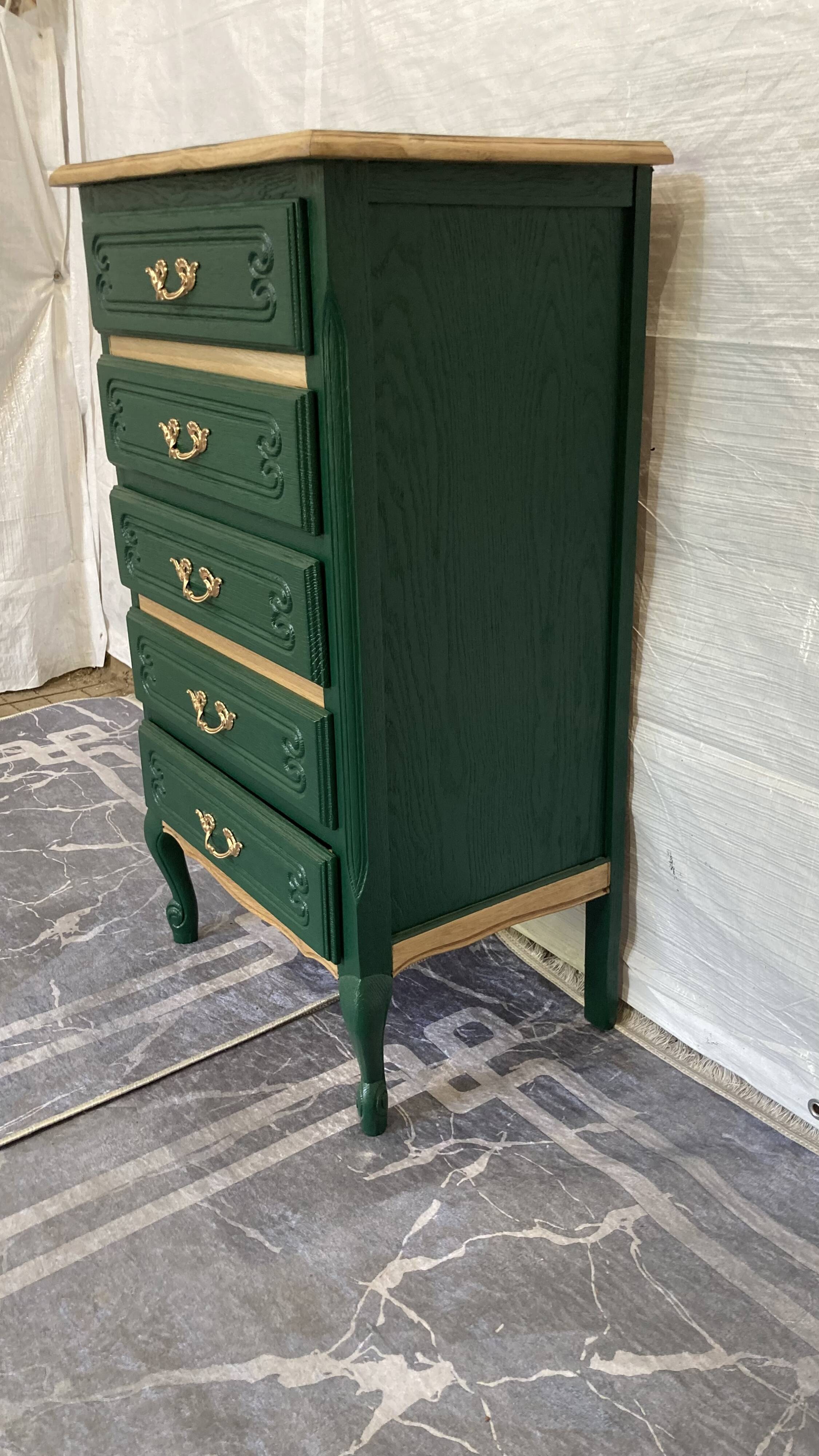 Refurbished wooden chest of drawers