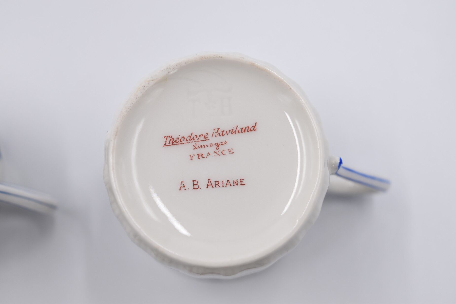 6 cups and saucers porcelain Haviland Limoges barbed-wire décor