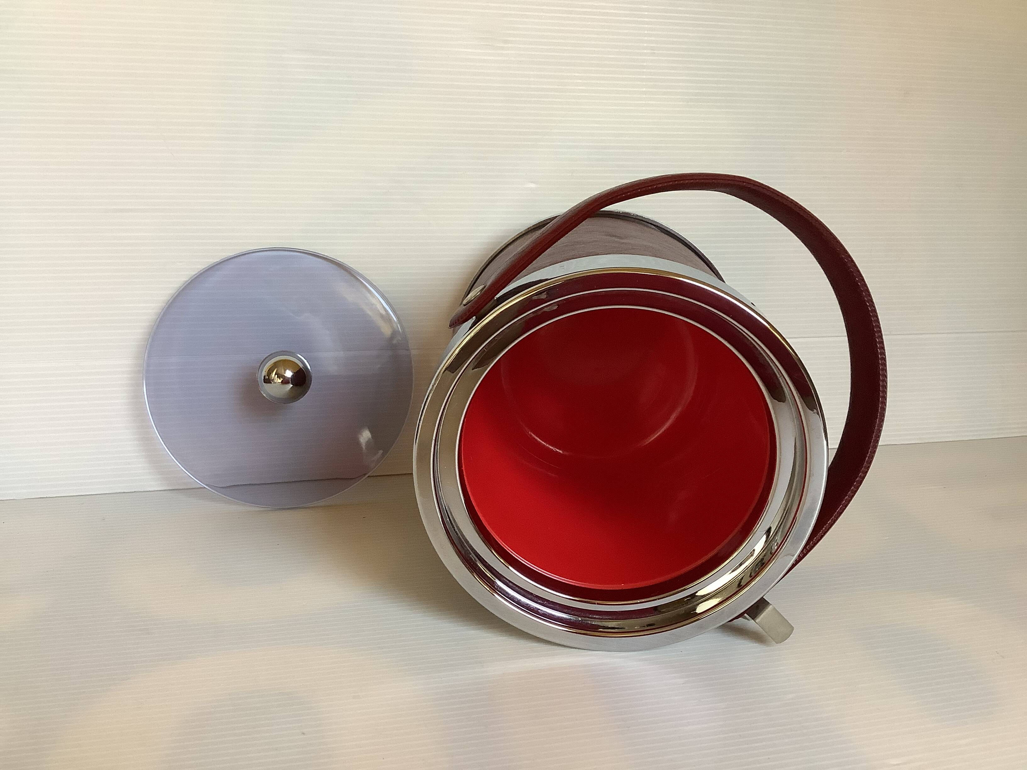 Burgundy leatherette ice bucket