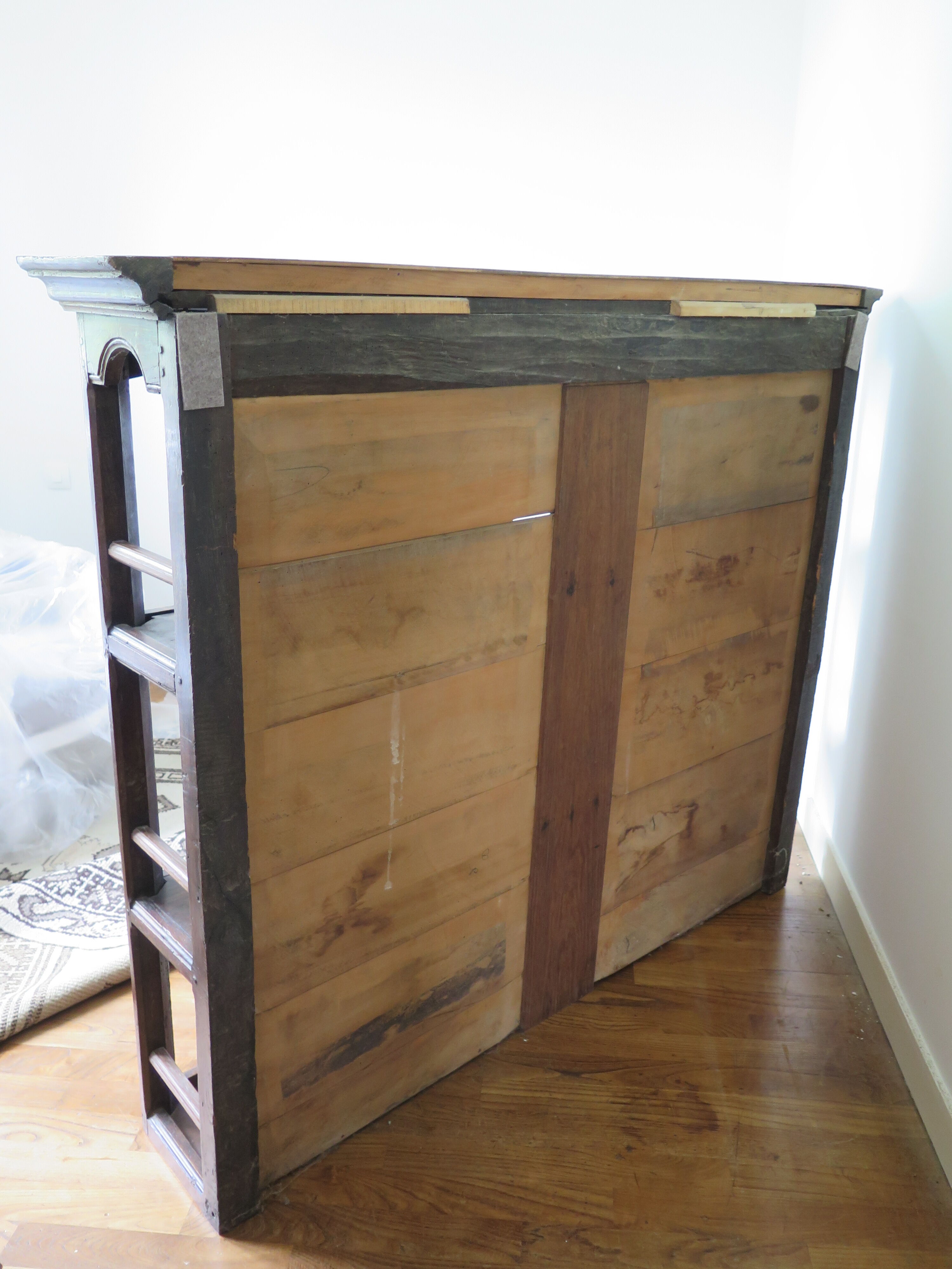 Early 20th century oak shelf/ship