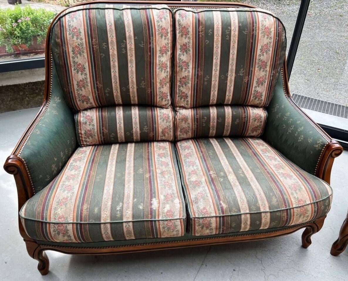 Louis XV style two-seater sofa bench