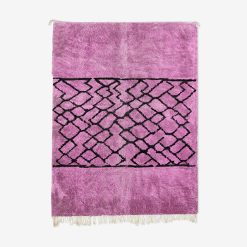 Tapis marocain moderne rose