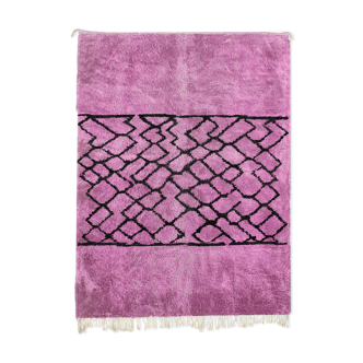 Tapis marocain moderne rose