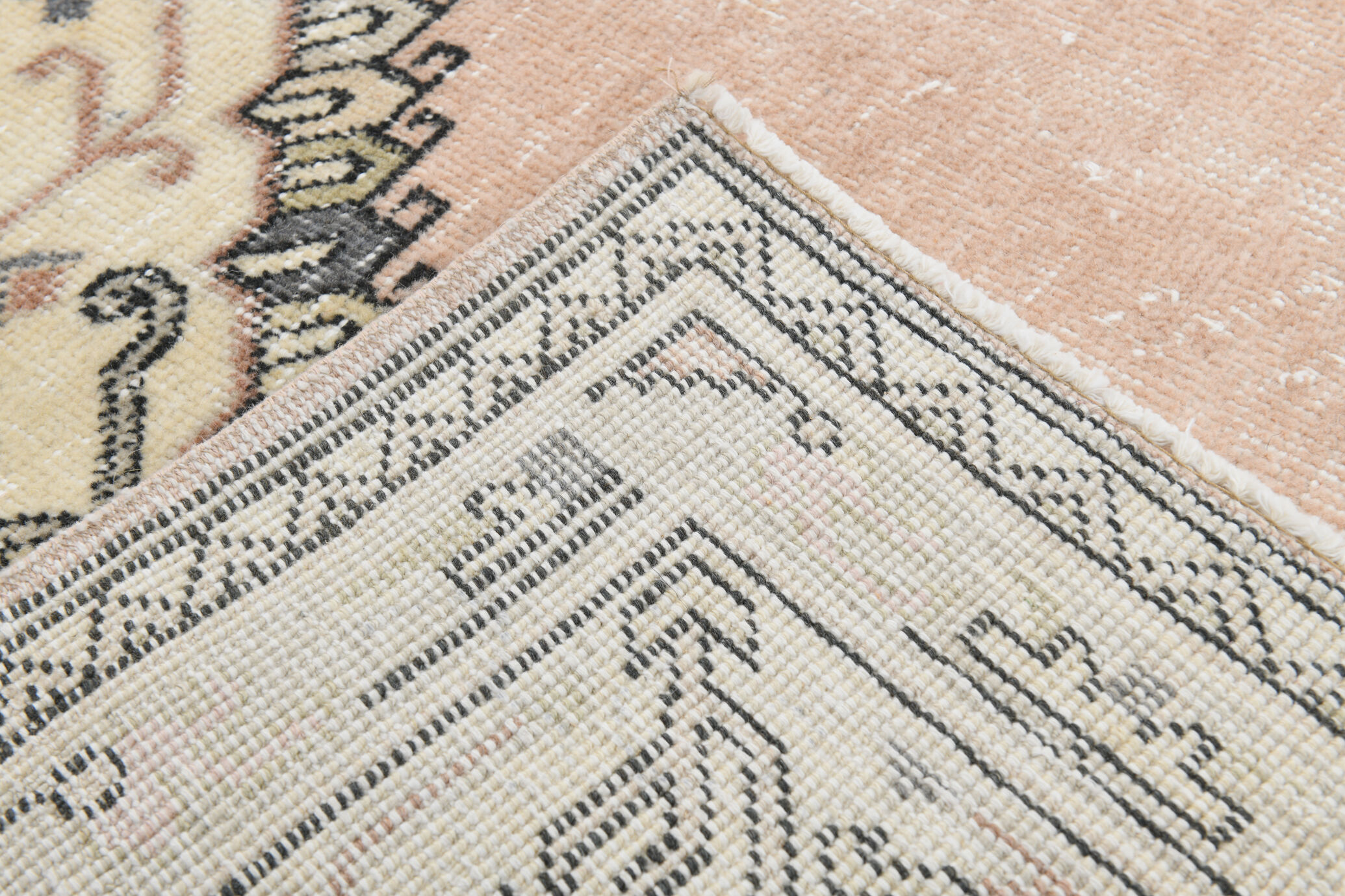 6x10 Classic Beige & Black Vintage Rug, 193x317Cm