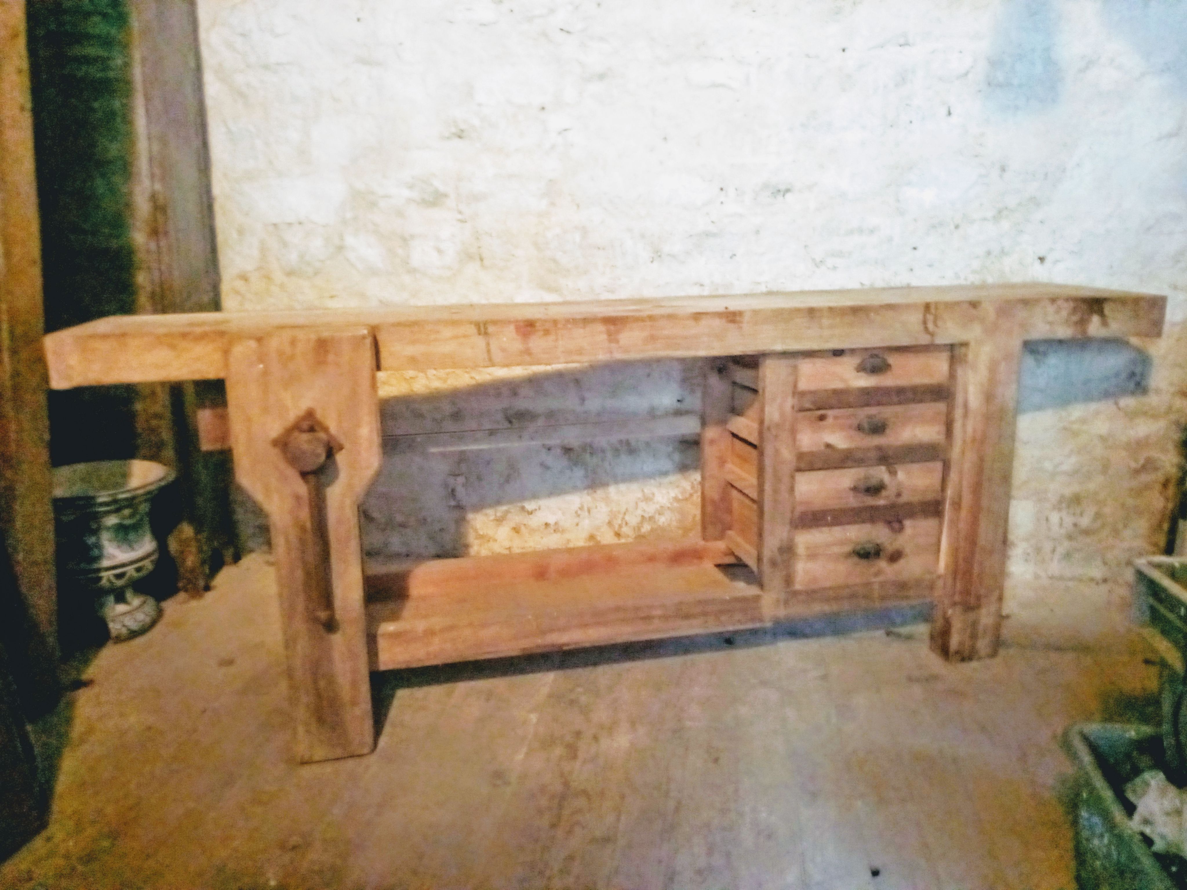 Established primitive console