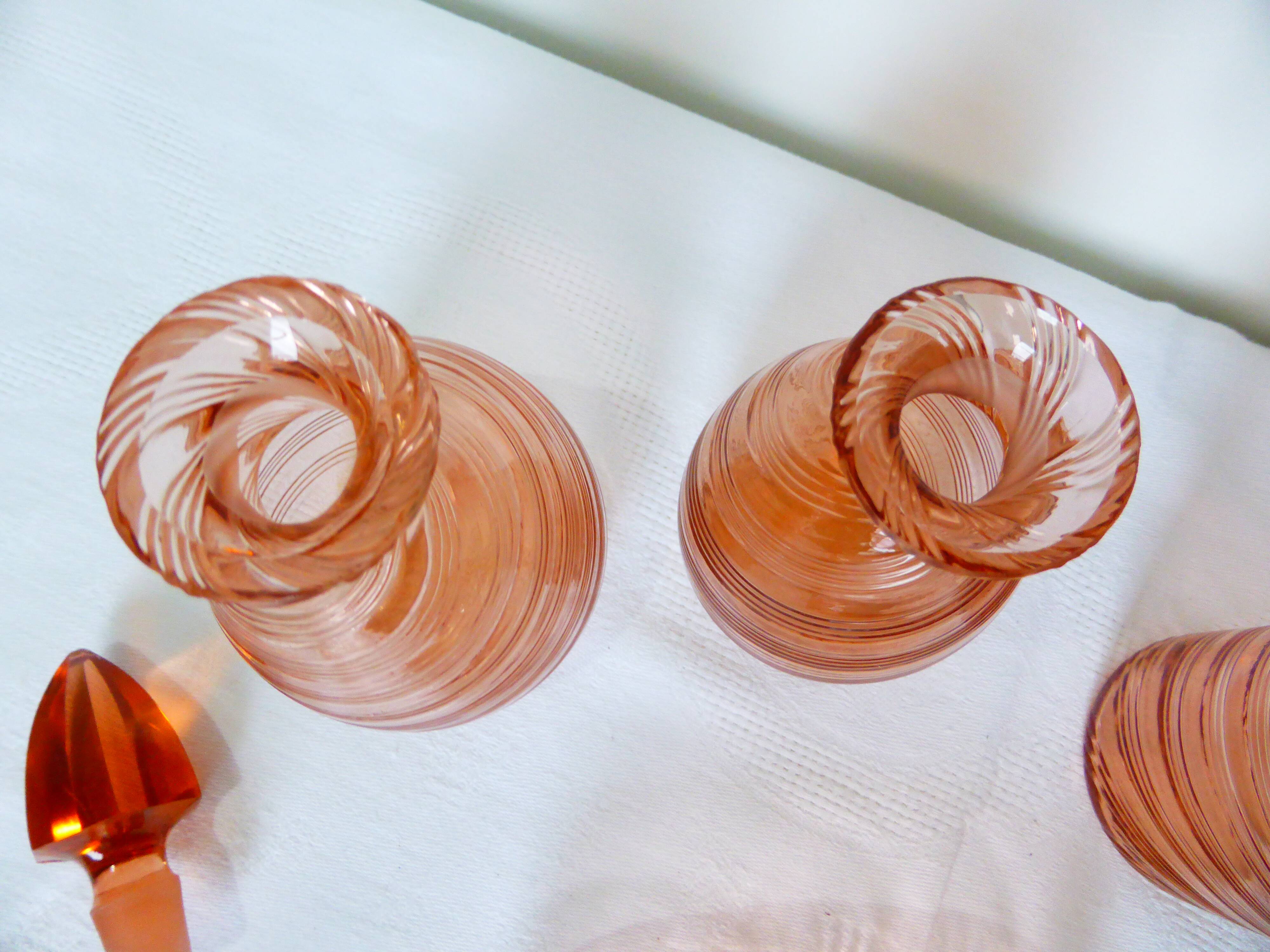 Nécessaire de toilette vintage en verre rose 201089