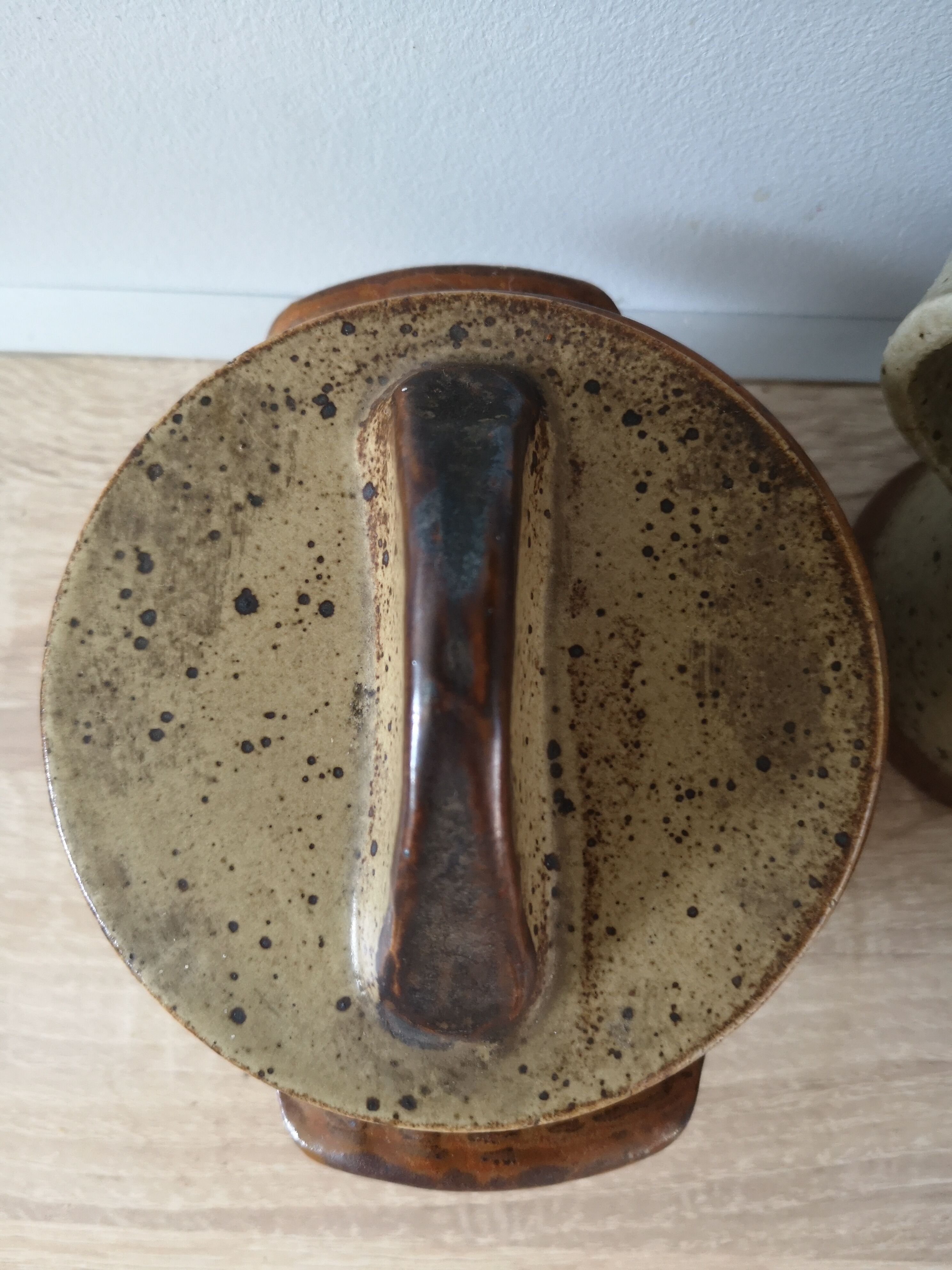 Lidded sandstone bowl