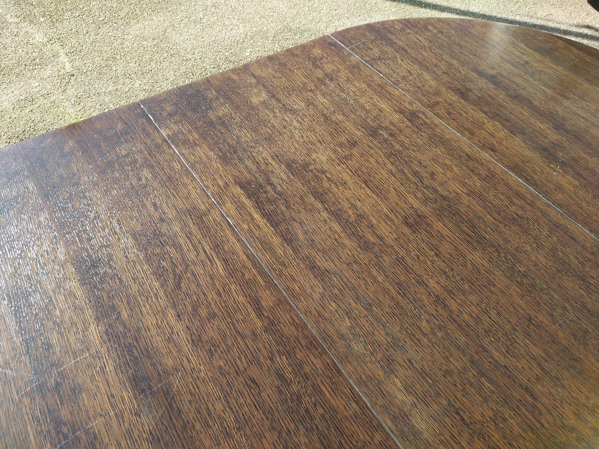 Round extendable wooden table - year 1960 - 110cm to 210cm