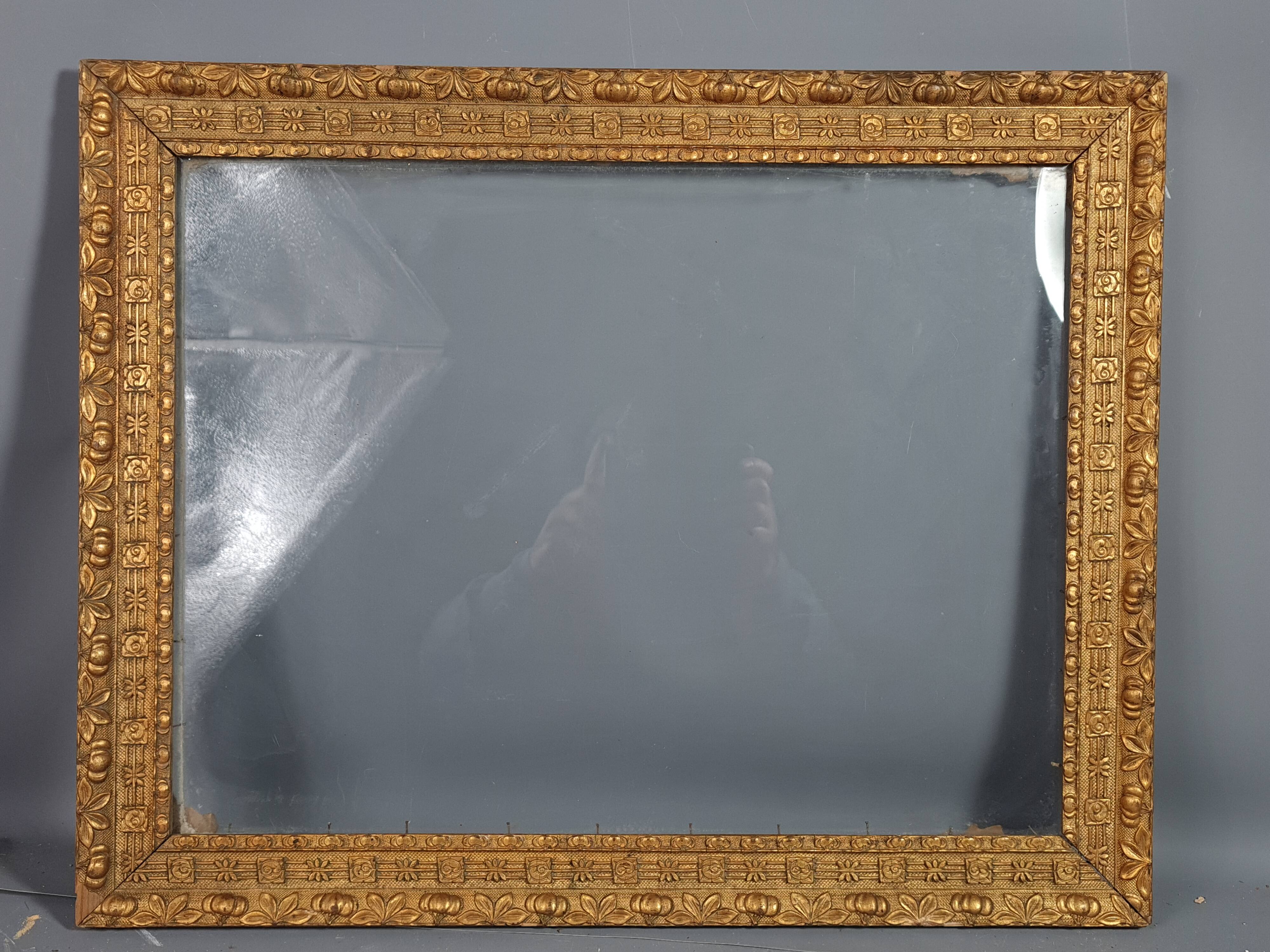 Old frame gilded stucco wood 56x46.5 cm, foliage 50.4x38.4 cm + old glass SB