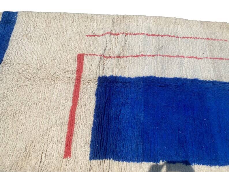 Natural wool rug 250cm x 150cm