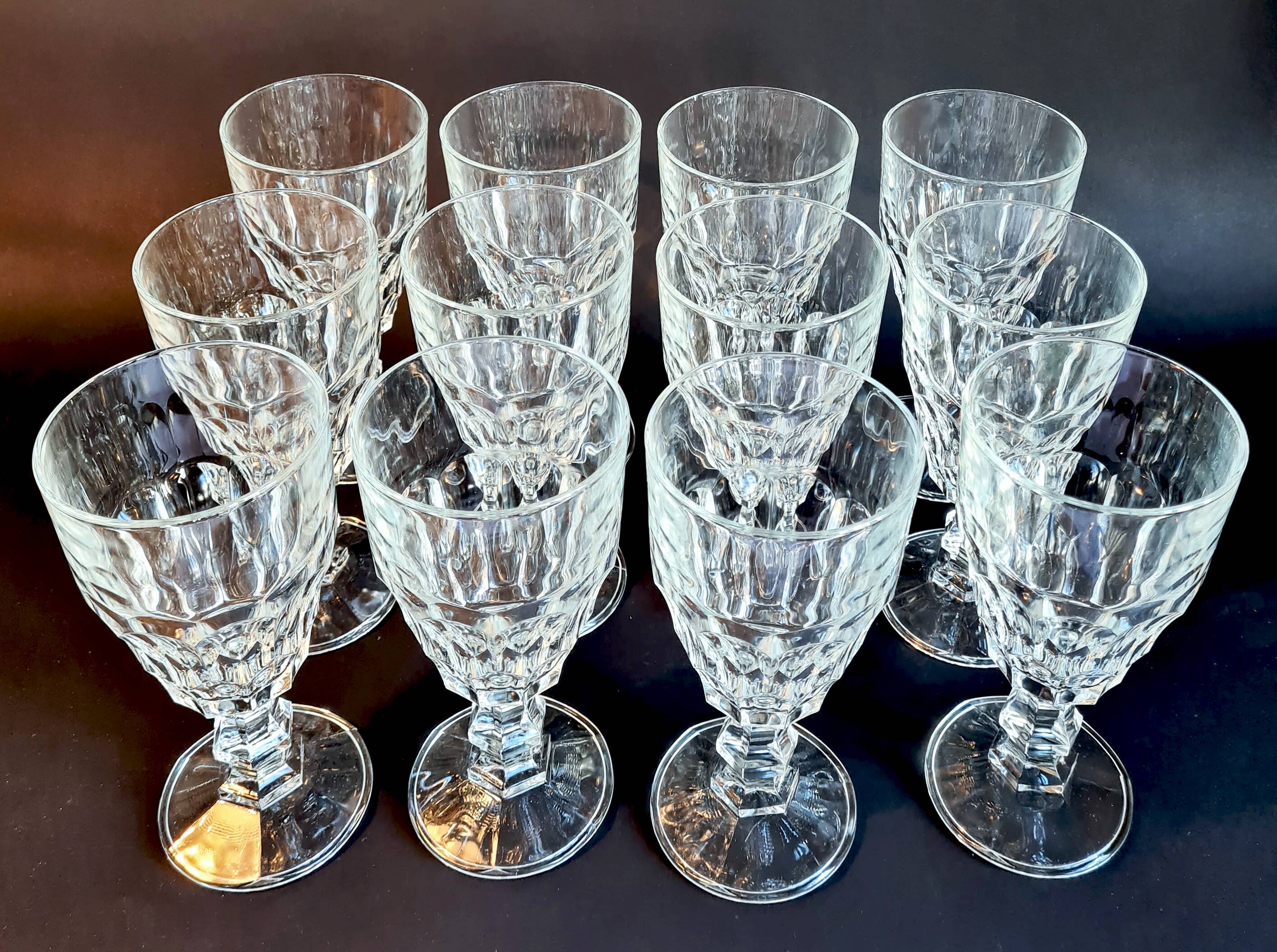 12 large stemmed glasses, vintage